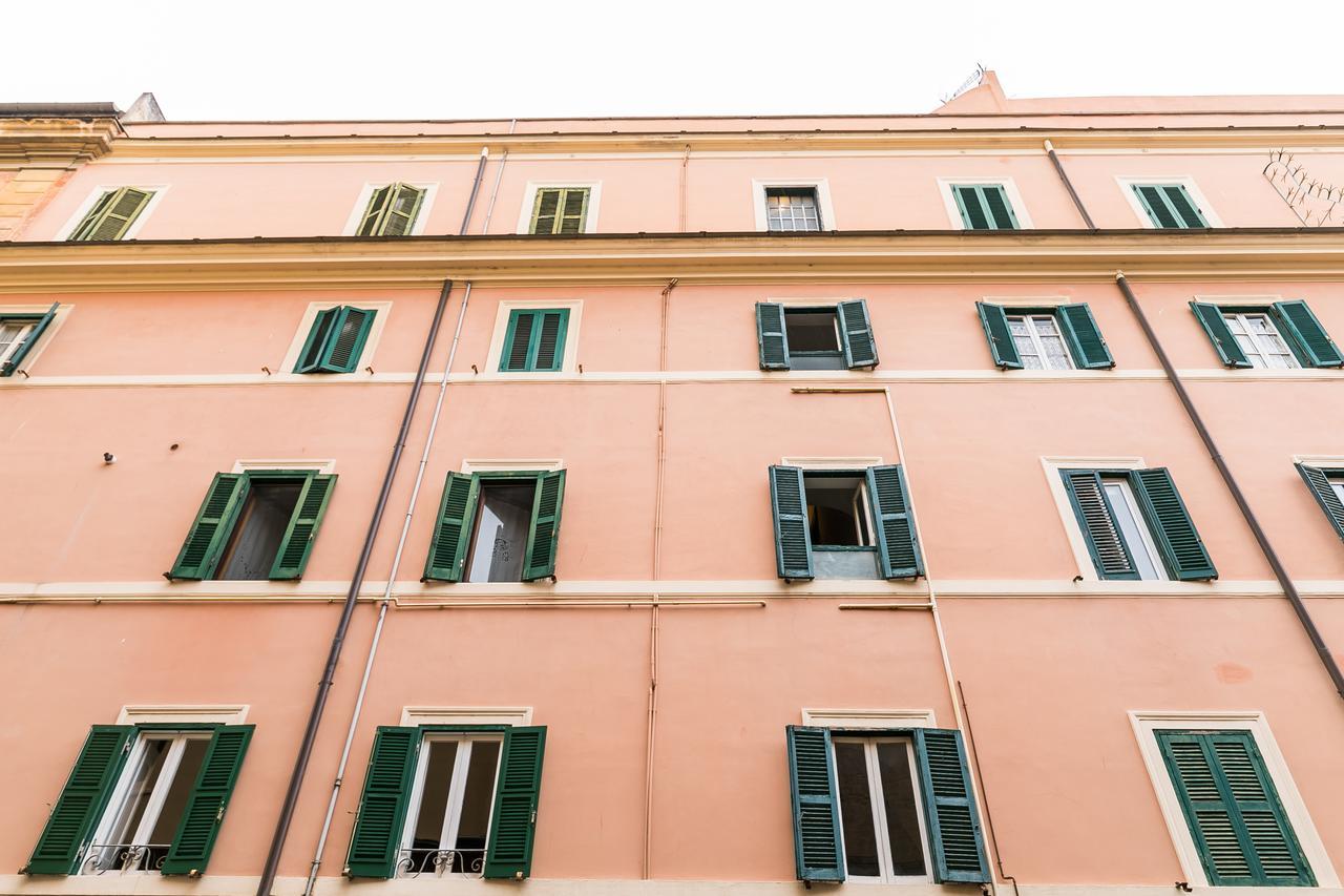 Trastevere - Mantellate Home-ospedale Bambin Gesù * Rome